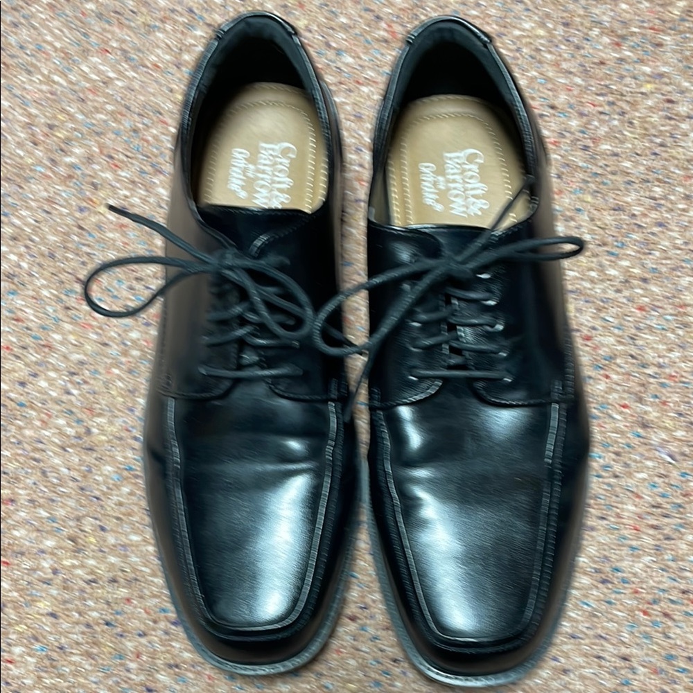 Men's Croft and Barrow Size 9 Black Leather- like  Dress Shoes - worn twice.